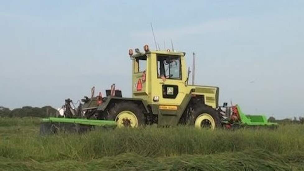 Blijft het droog komende dagen ? MB Trac Trekkerweb