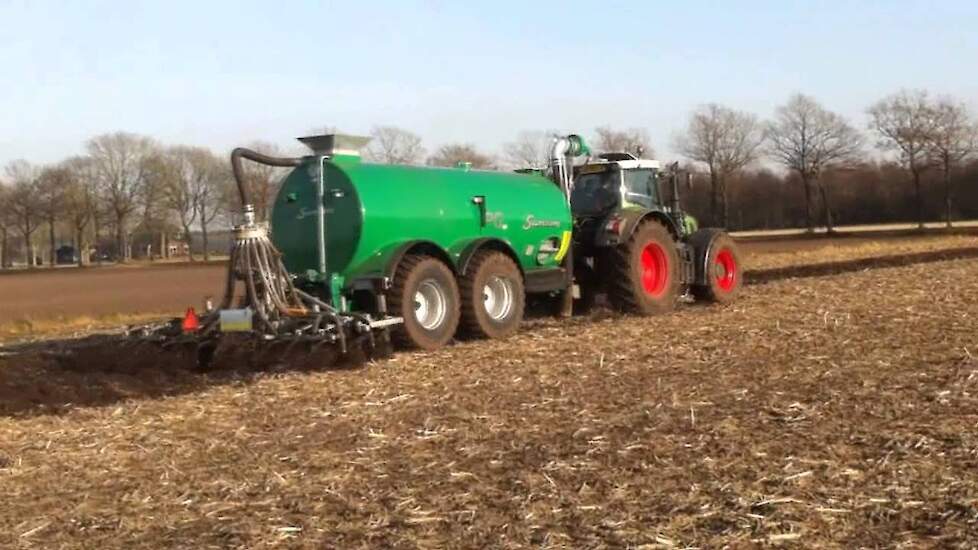 Fendt 930 met Samson PG 18 - Trekkerweb.nl