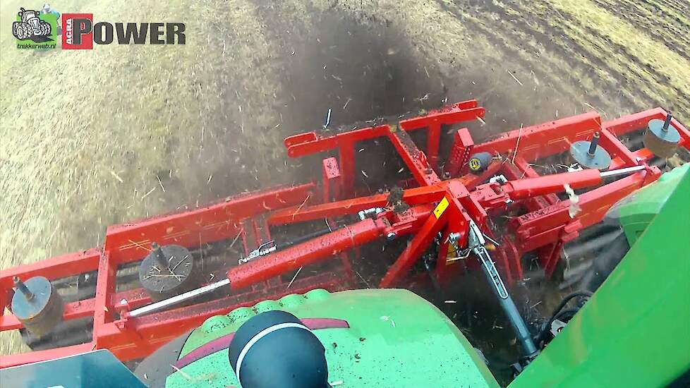 Fendt 722 met Evers Maisstoppelkneuzer