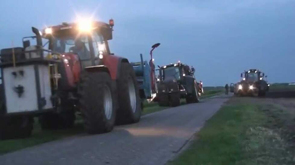 Valtra Trike`s on the road Trekkerweb