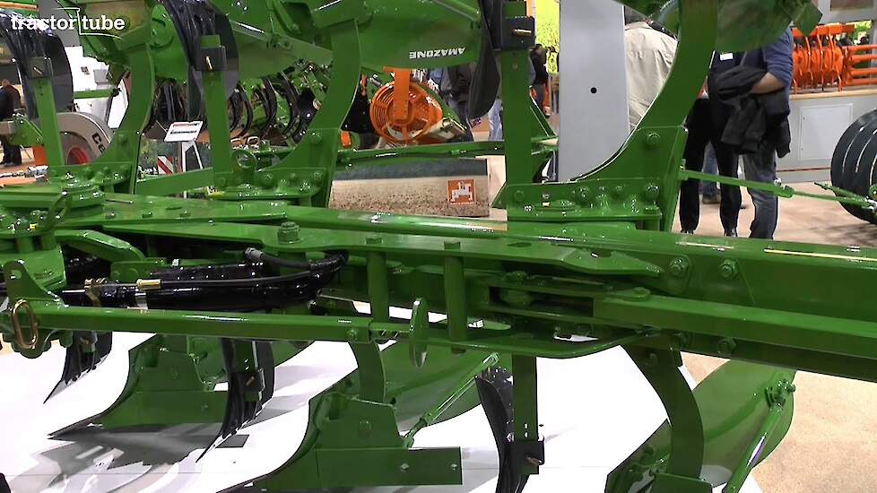 De Amazone Cayron 200 wentelploeg op de Agritechnica Trekkerweb