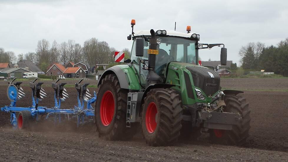 Lemken Juwel 8 TCP 6 schaar met dubbele vorenpakker en verkruimelrol Trekkerweb