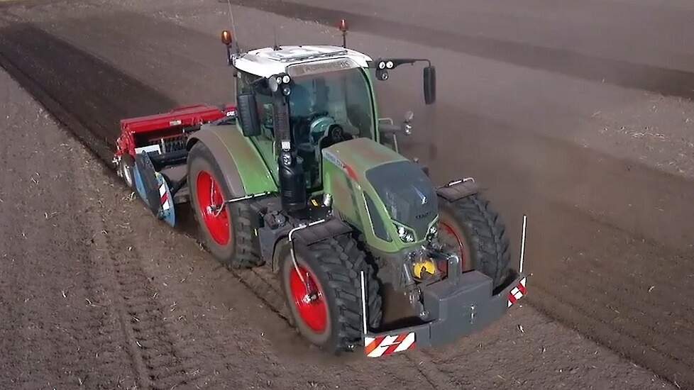 Michelin Evobib VF710/70 R42 onder Fendt 724 S4 getest door Agriwerk uit Odiliapeel