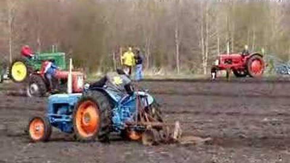 Oldtimershow Tractorclub Barger Ooosterveen Trekkerweb.nl