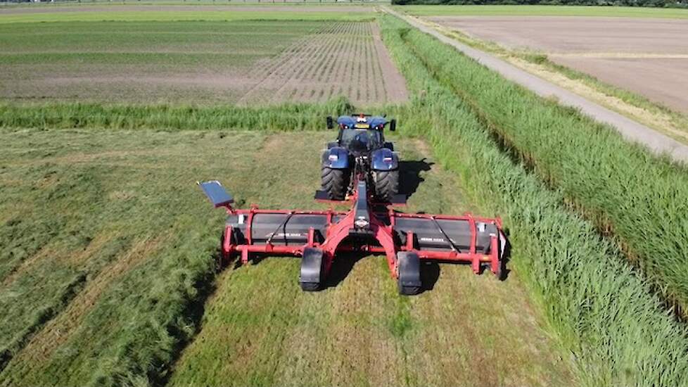 Kuhn Merge Maxx 950 voor loonbedrijf van der Woerd