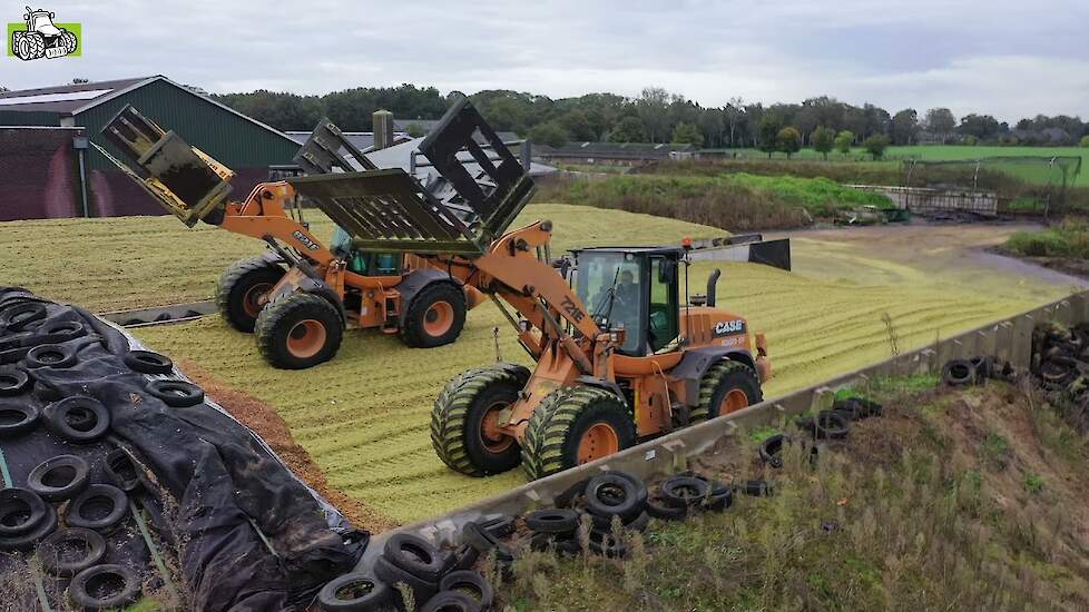 Enkellucht Vredestein Flotation 800/60R32 op de maiskuil