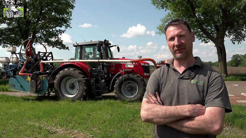 Spitten met Imants en mais zaaien in dezelfde werkgang