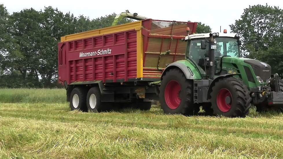 GPS HAKSELEN MET EEN CLAAS JAGUAR 980 FENDT 824 SCHUITEMAKER