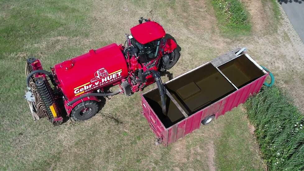 Grasland bemesten met Vervaet Hydro Trike loonbedrijf Gebr. van Huet uit Duiven